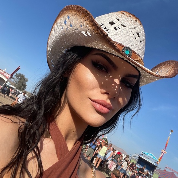 haileyaffenitaa